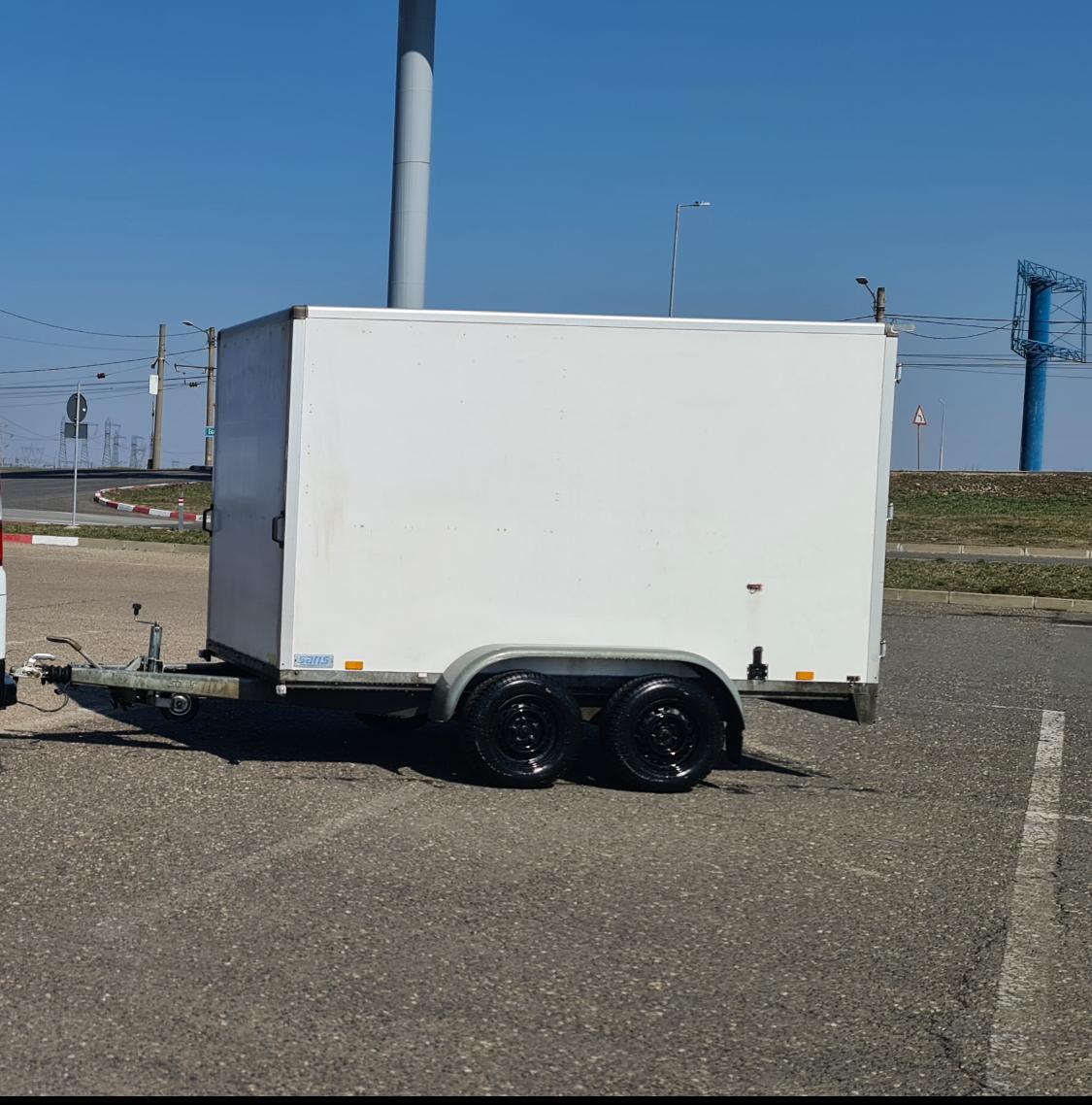 Vehicul utilitar